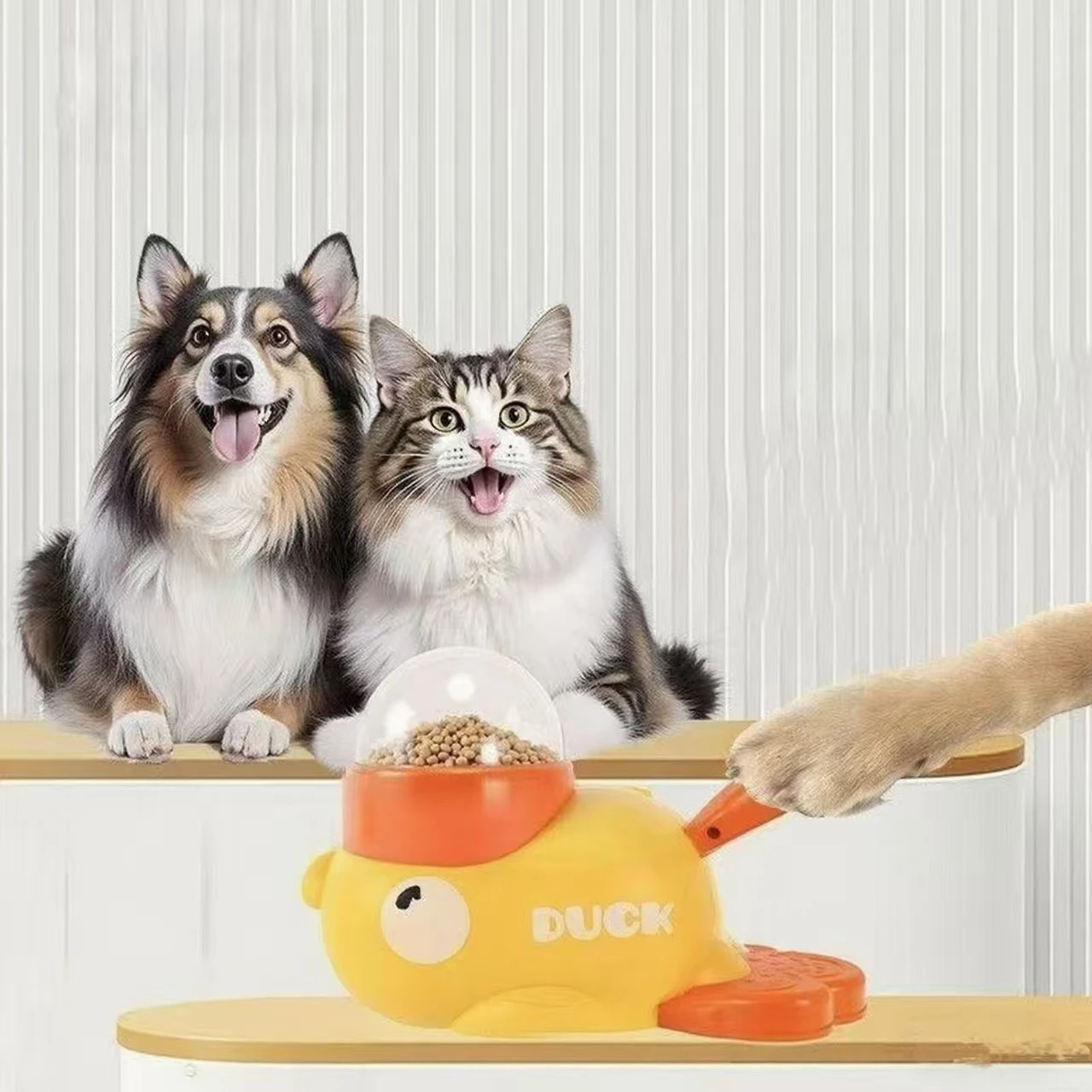 Yellow Duck-Shaped Interactive - Interactive Cat Toy ulasan dan harga